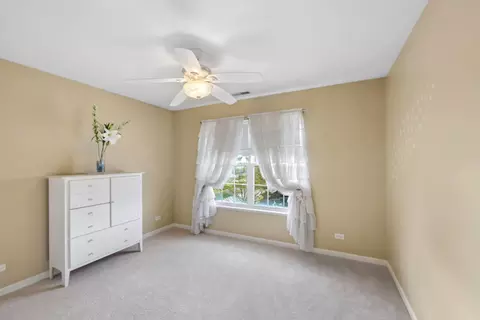 Bedroom - 1009 Alberta Rd, Elgin, IL 60124 photo 3 of 3