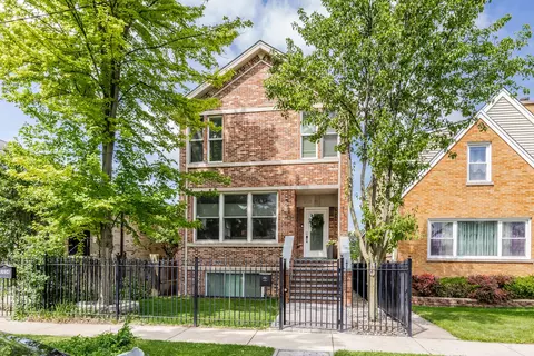 3238 N Pioneer Ave, Chicago, IL 60634