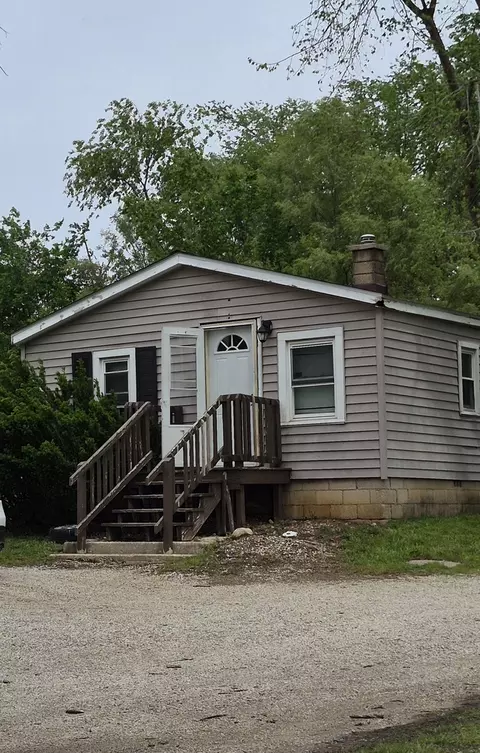 2104 Fairview Ave, Lockport, IL 60441