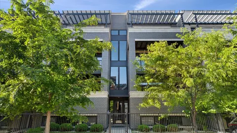 1356 W Walton St #3W, Chicago, IL 60642