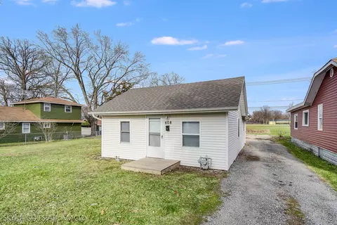 608 Fox St, Joliet, IL 60432
