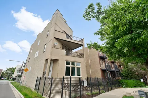2538 W Flournoy St #2, Chicago, IL 60612