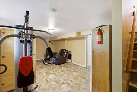 Entry Way - 9324 S Thomas Ave, Bridgeview, IL 60455 photo 1 of 2