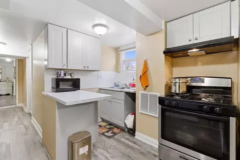 Kitchen - 9324 S Thomas Ave, Bridgeview, IL 60455 photo 5 of 5