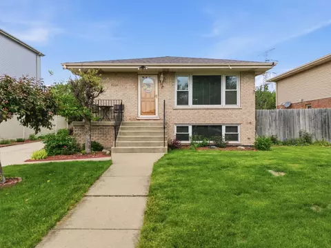 9324 S Thomas Ave, Bridgeview, IL 60455
