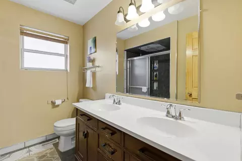 Bath - 9324 S Thomas Ave, Bridgeview, IL 60455 photo 1 of 3