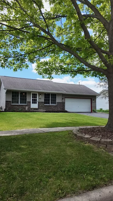 Exterior - 403 Forest View Dr, Genoa, IL 60135 photo 3 of 7