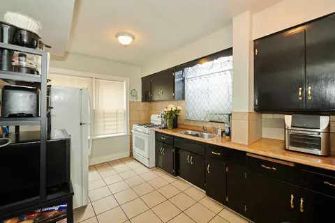 Kitchen - 433-35 E 91st Pl, Chicago, IL 60619 photo 3 of 3