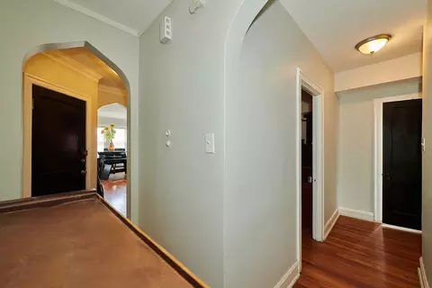 Entry Way - 433-35 E 91st Pl, Chicago, IL 60619 photo 1 of 8