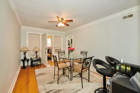 Dining - 433-35 E 91st Pl, Chicago, IL 60619 photo 1 of 2