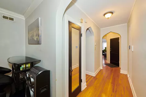 Entry Way - 433-35 E 91st Pl, Chicago, IL 60619 photo 3 of 8