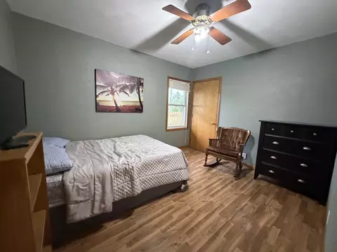 Bedroom - 201 N Scandia St, Alpha, IL 61413 photo 2 of 3