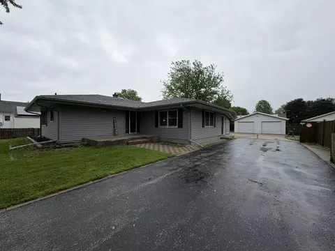 201 N Scandia St, Alpha, IL 61413
