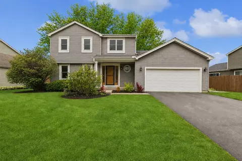 1424 Westport Rdg, Crystal Lake, IL 60014