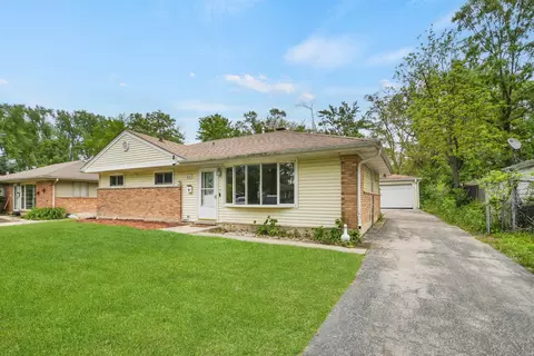 419 S Orchard Dr, Park Forest, IL 60466