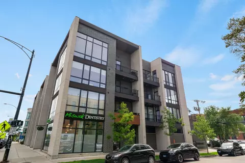 2405 W Iowa St #303, Chicago, IL 60622