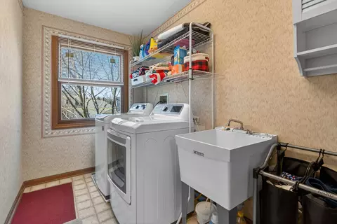 1659 Brittany Ln, Hoffman Estates, IL 60192 photo 30