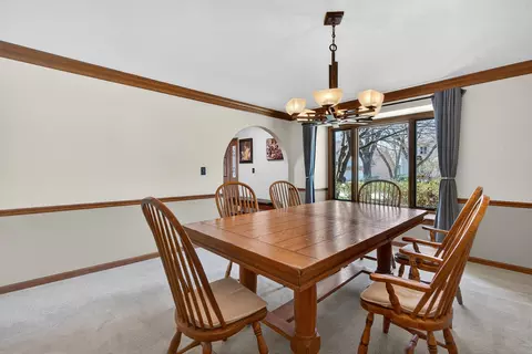 1659 Brittany Ln, Hoffman Estates, IL 60192 photo 5
