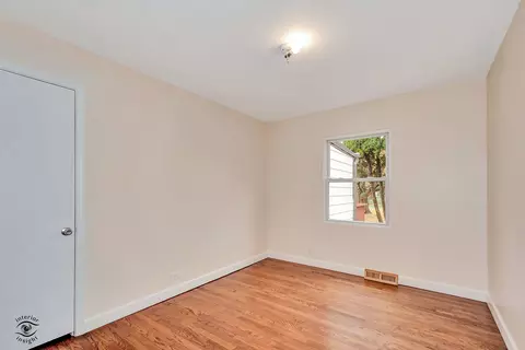 Bedroom - 748 73rd Ct, Willowbrook, IL 60527 photo 2 of 2