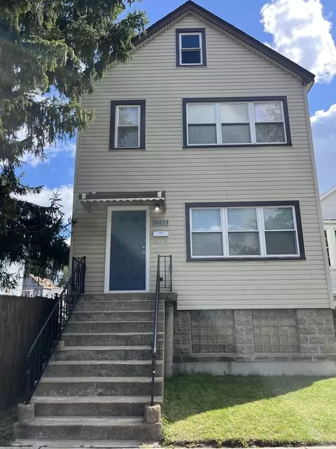 10653 S Mackinaw Ave, Chicago, IL 60617