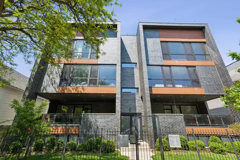 3032 W Lyndale St #2W, Chicago, IL 60647