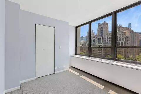 Bedroom - 222 E Pearson St #1104, Chicago, IL 60611 photo 1 of 3