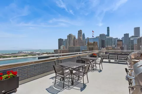 View/Area - 222 E Pearson St #1104, Chicago, IL 60611 photo 3 of 4