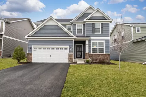 1017 Kessler Dr, Mundelein, IL 60060