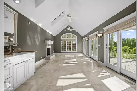 Living - 17649 S Richmond Rd, Plainfield, IL 60586 photo 5 of 7