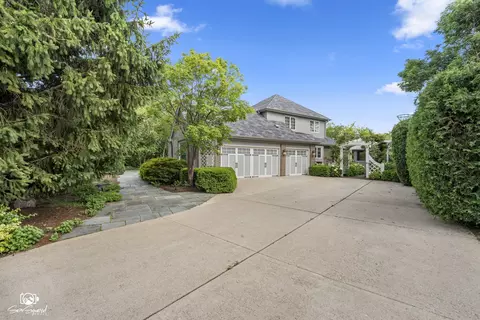 Exterior - 17649 S Richmond Rd, Plainfield, IL 60586 photo 5 of 17