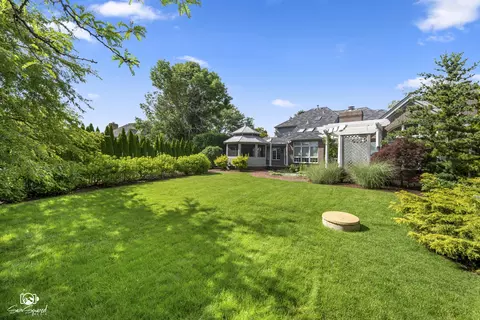 Exterior - 17649 S Richmond Rd, Plainfield, IL 60586 photo 8 of 17