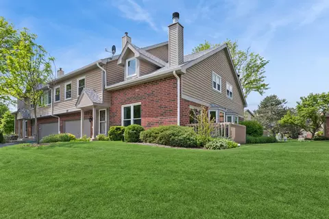 1505 Barrymore Dr #24-3, Darien, IL 60561