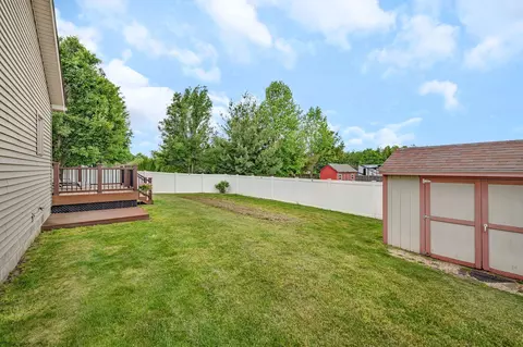 Exterior - 944 W First St, Braidwood, IL 60408 photo 8 of 9