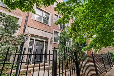 615 N Noble St N #2S, Chicago, IL 60642