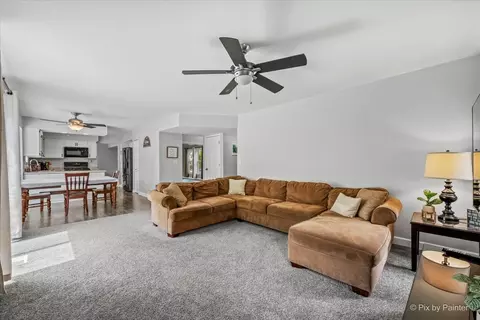 Other - 658 Wainsford Dr, Hoffman Estates, IL 60169 photo 3 of 12