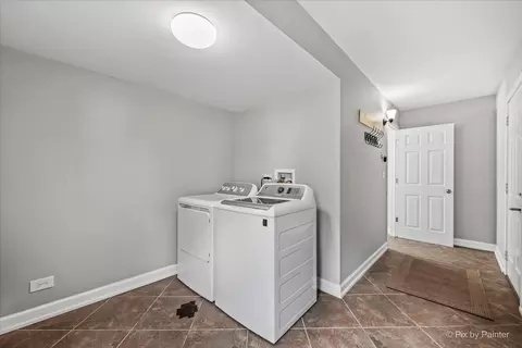 Other - 658 Wainsford Dr, Hoffman Estates, IL 60169 photo 6 of 12