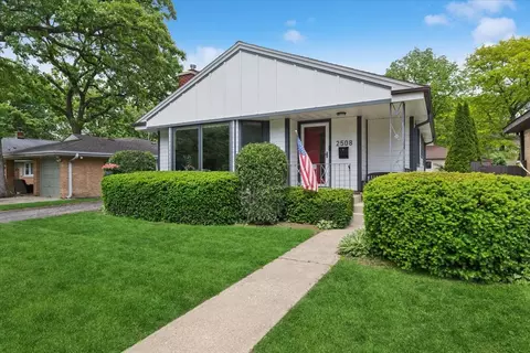 2508 W Sibley St, Park Ridge, IL 60068