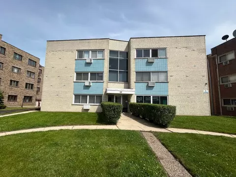8203 Niles Center Rd #3C, Skokie, IL 60077