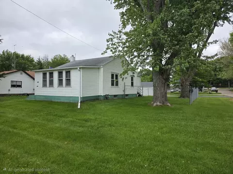 Exterior - 811 Jackson St, Prophetstown, IL 61277 photo 3 of 5