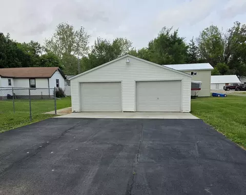 Exterior - 811 Jackson St, Prophetstown, IL 61277 photo 5 of 5