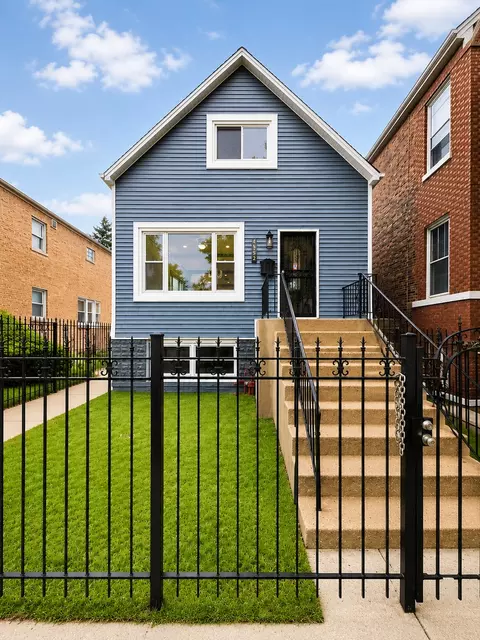 4552 S California Ave, Chicago, IL 60632