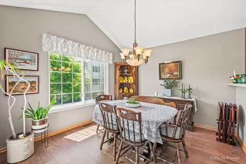 Dining - 26 New Haven Dr, Cary, IL 60013 photo 1 of 2