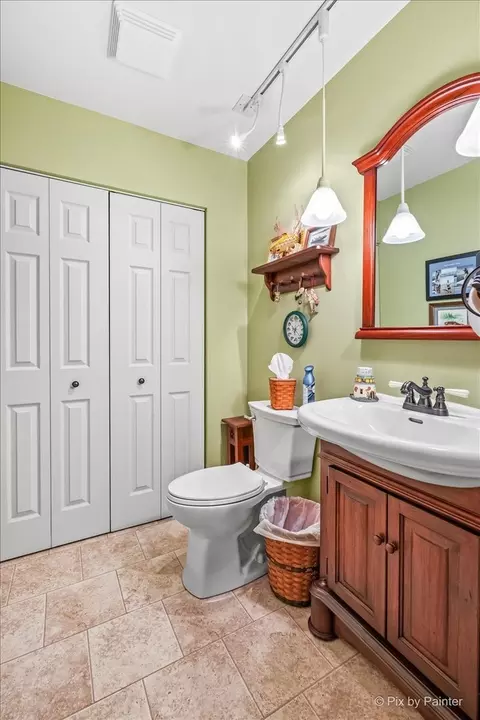 Bath - 26 New Haven Dr, Cary, IL 60013 photo 2 of 2