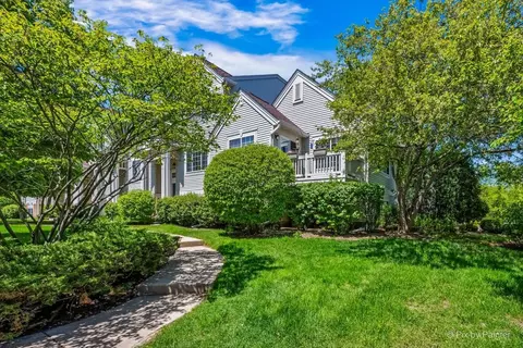 Exterior - 26 New Haven Dr, Cary, IL 60013 photo 6 of 7