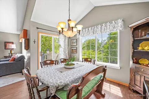 Dining - 26 New Haven Dr, Cary, IL 60013 photo 2 of 2