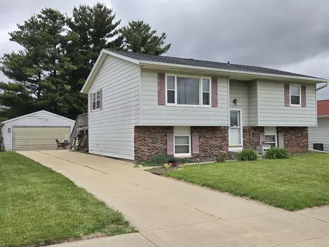 2203 20th Ave, Sterling, IL 61081