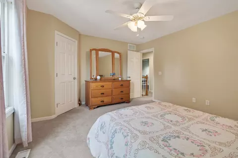 Bedroom - 42 Ashling Ct, Bloomington, IL 61704 photo 9 of 10
