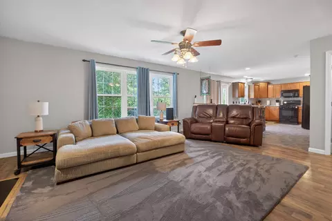 Living - 42 Ashling Ct, Bloomington, IL 61704 photo 2 of 2
