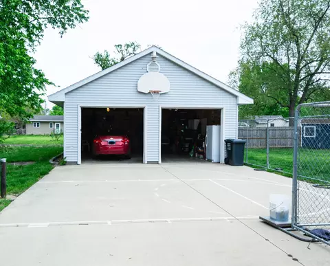 Exterior - 408 E Marshall St, Tolono, IL 61880 photo 6 of 7