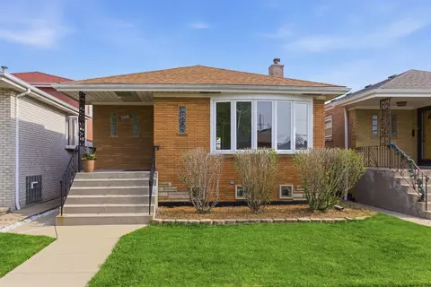6022 W 64th St, Chicago, IL 60638